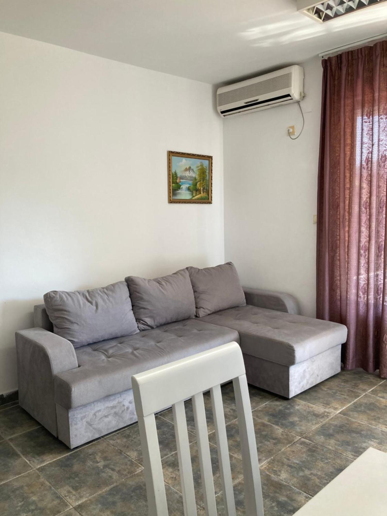 Apartment Mijovic *