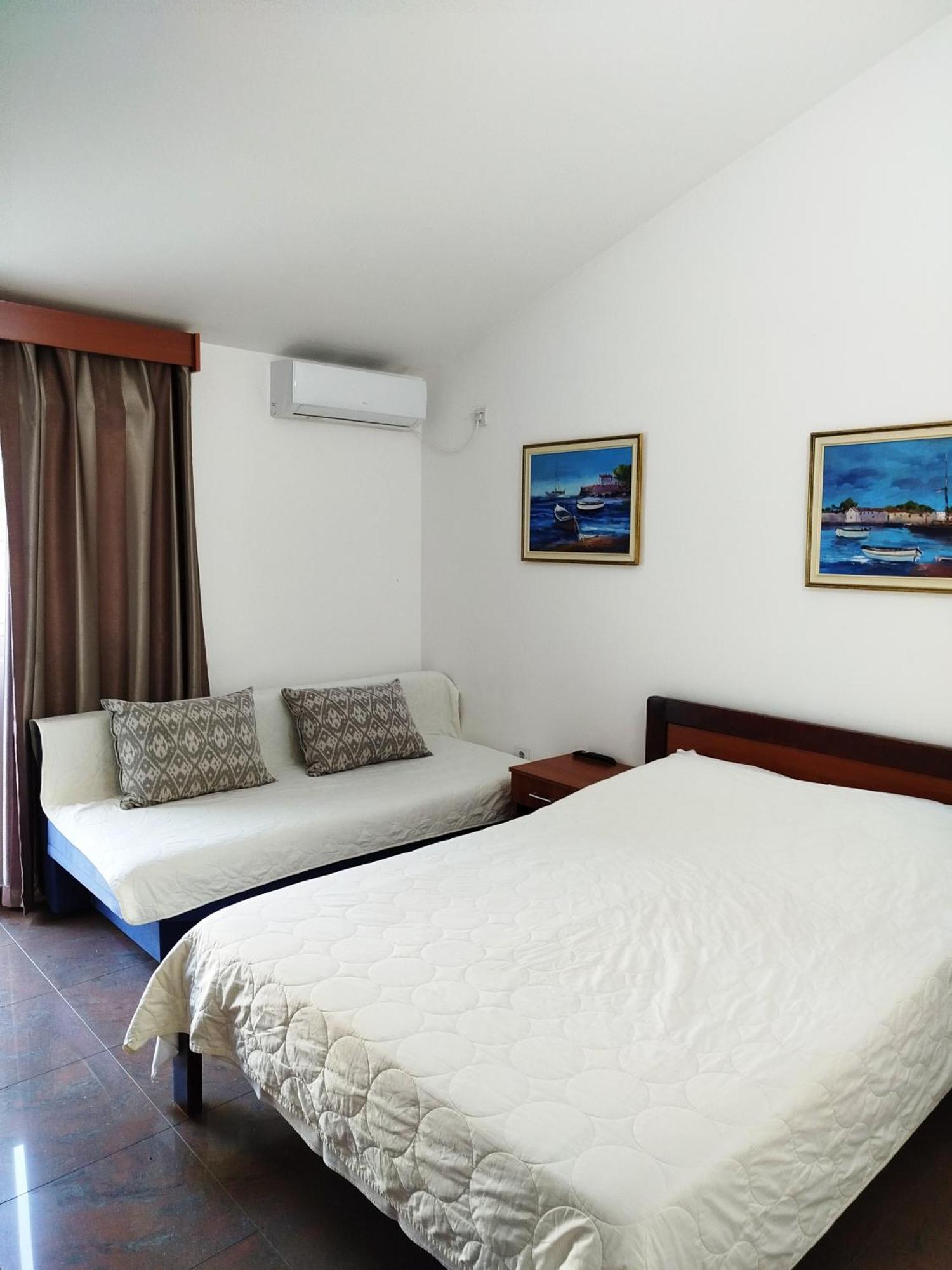 Mijovic Apartment Budva