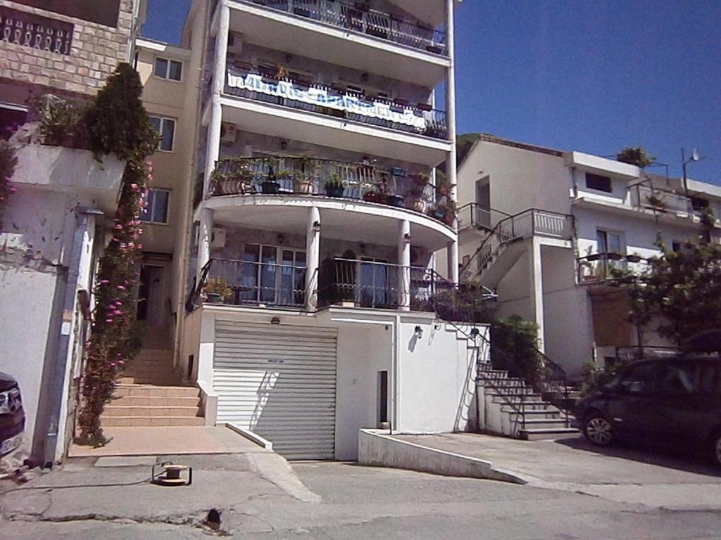 Apartment Mijovic